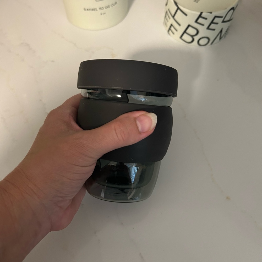 NEW Bomshbee To-Go cup - Picture 3 of 7
